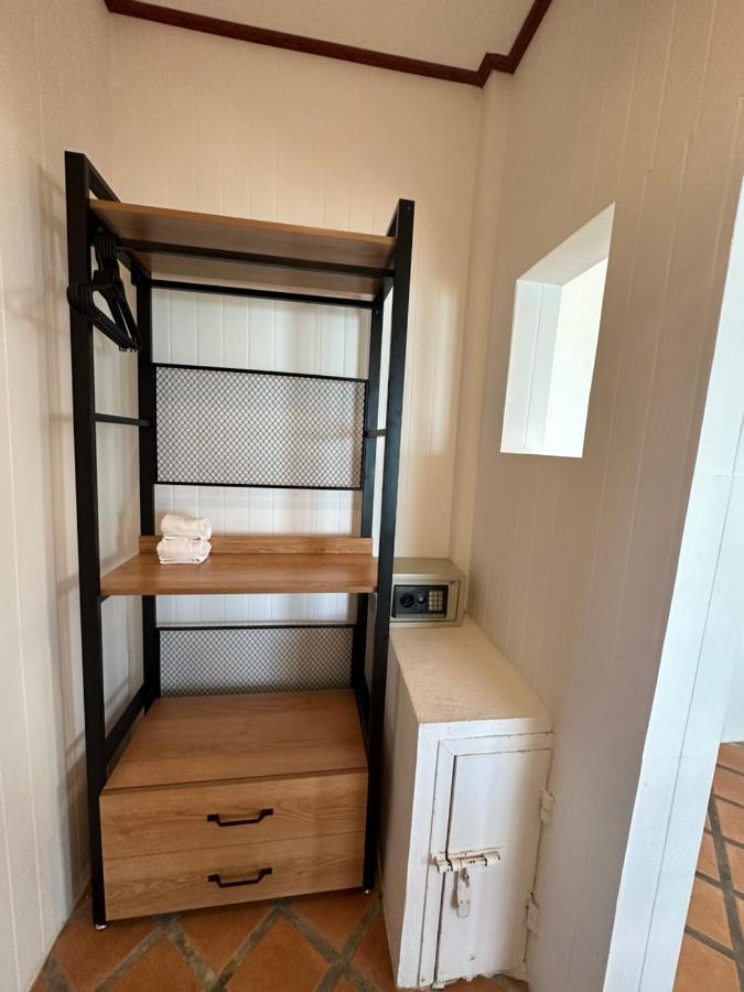 Bangrak Pier Bungalow 외부 사진