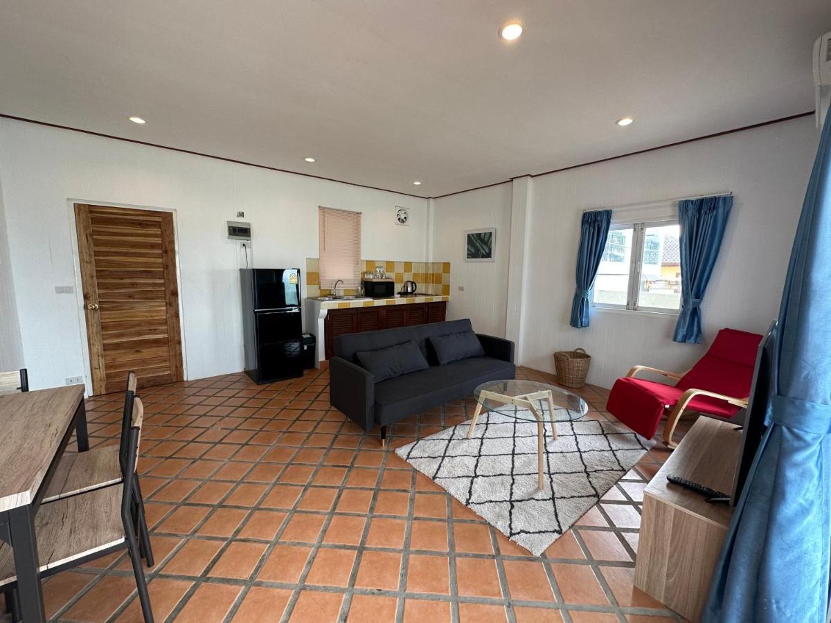 Bangrak Pier Bungalow 외부 사진