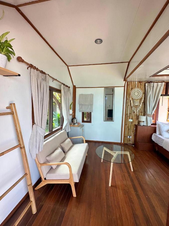 Bangrak Pier Bungalow 외부 사진
